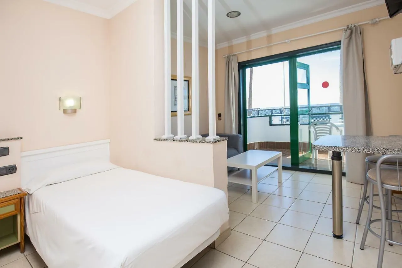 Apartamentos Olympia プラヤ・デル・イングレス 0*,