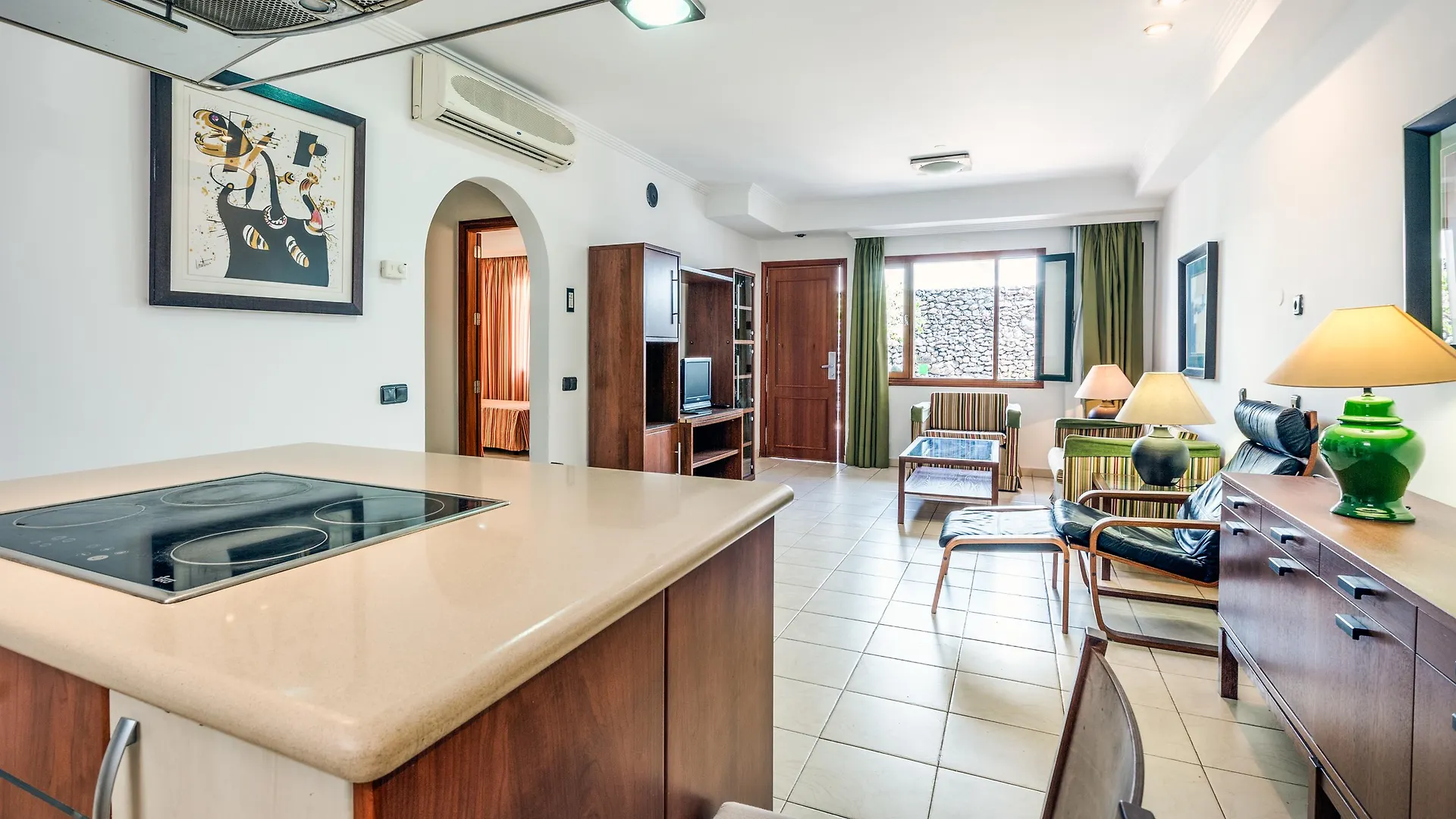 Apartamentos Olympia بلايا ديل إنغلز