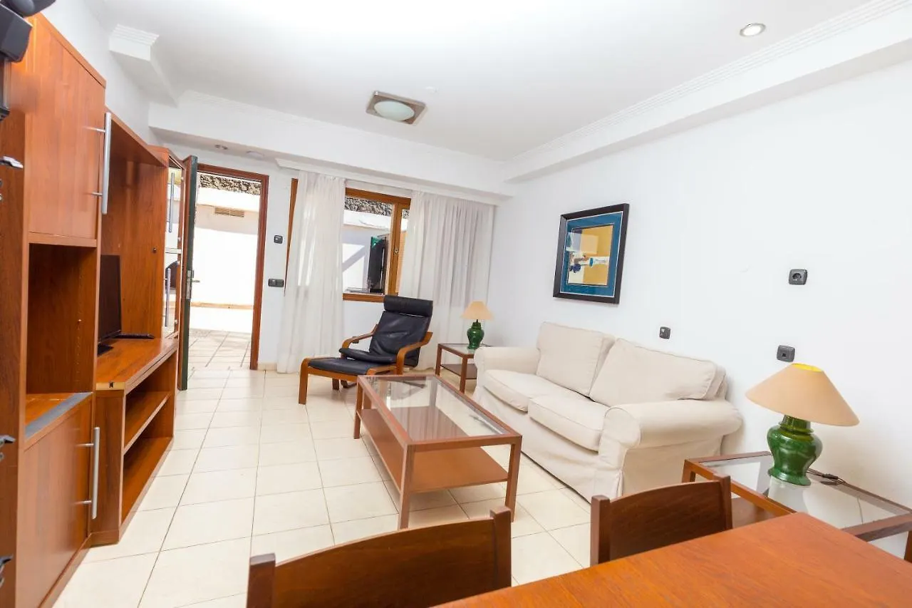 Apartamentos Olympia بلايا ديل إنغلز
